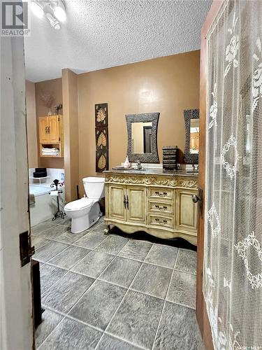 Lomenda Acreage, Langenburg Rm No. 181, SK - Indoor Photo Showing Bathroom