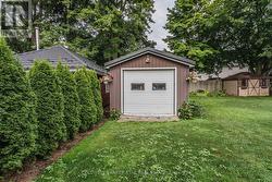 Detached garage - 