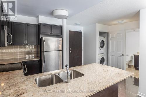 Ph2 - 75 King William Crescent, Richmond Hill (Langstaff), ON - Indoor Photo Showing Kitchen With Stainless Steel Kitchen With Double Sink With Upgraded Kitchen