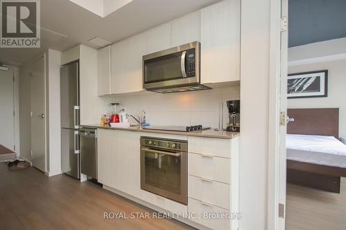 1717 - 105 Champagne Avenue, Ottawa, ON - Indoor Photo Showing Kitchen