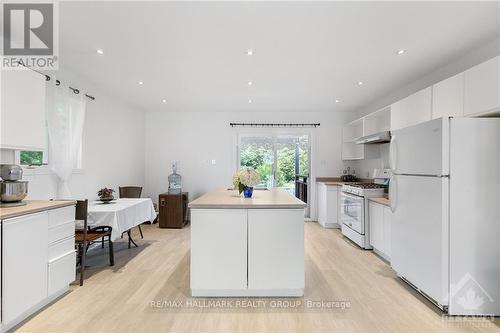 3838 Kenyon Dam Road, North Glengarry, ON - Indoor Photo Showing Kitchen