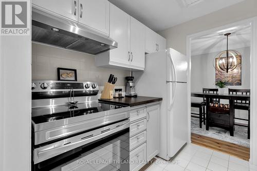 502 - 45 Pond Mills Road, London, ON - Indoor Photo Showing Kitchen