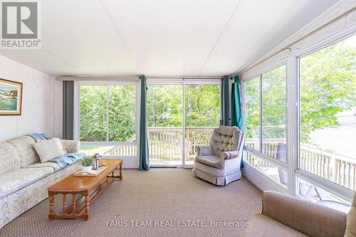 79 Stans Circle, Midland, ON - Indoor Photo Showing Living Room