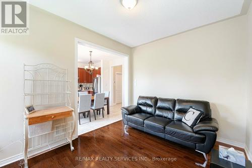 108 Walker Road, Caledon (Caledon East), ON - Indoor Photo Showing Living Room