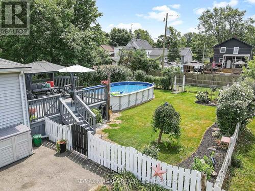 259 Dufferin Street, Fort Erie, ON - Outdoor With Above Ground Pool