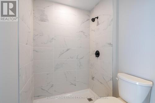 302 - 120 Springvalley Crescent, Hamilton (Gourley), ON - Indoor Photo Showing Bathroom