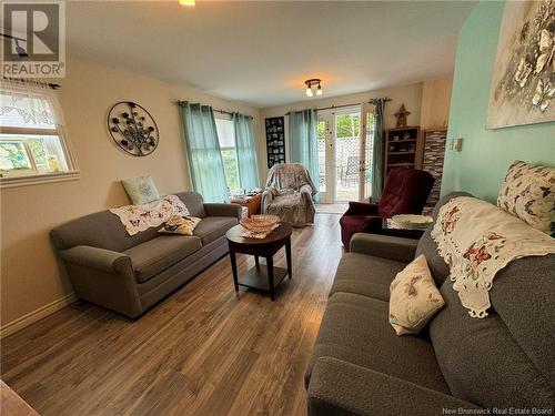 2634 103 Route, Somerville, NB - Indoor Photo Showing Living Room