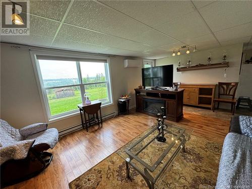 2634 103 Route, Somerville, NB - Indoor Photo Showing Living Room