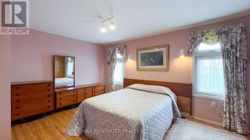 Master Bedroom - 40392 Huron Street E, South Huron (Exeter), ON - Indoor Photo Showing Bedroom