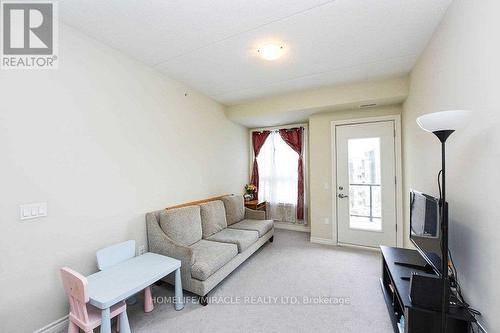 620 Sauve Street, Milton, ON - Indoor