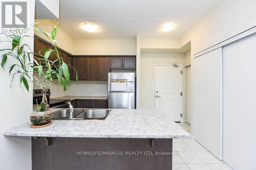 620 Sauve Street, Milton, ON - Indoor Photo Showing Kitchen With Double Sink