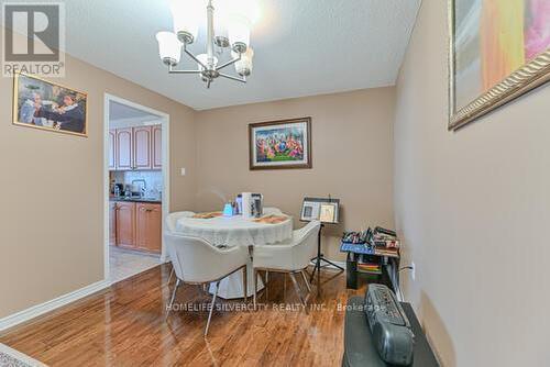 2109 - 18 Knightsbridge Road, Brampton (Queen Street Corridor), ON - Indoor Photo Showing Dining Room