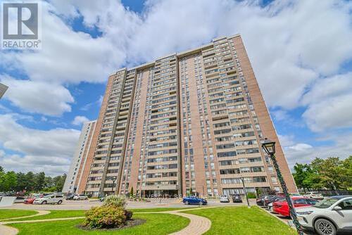 2109 - 18 Knightsbridge Road, Brampton (Queen Street Corridor), ON - Outdoor With Balcony With Facade