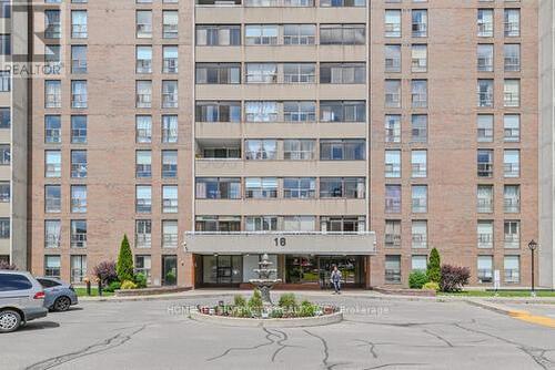 2109 - 18 Knightsbridge Road, Brampton (Queen Street Corridor), ON - Outdoor With Balcony With Facade