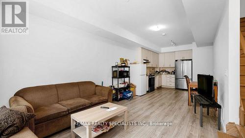 86 - 200 Malta Avenue, Brampton (Fletcher'S Creek South), ON - Indoor Photo Showing Living Room