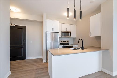 120 Springvalley Crescent|Unit #302, Hamilton, ON - Indoor Photo Showing Kitchen With Double Sink