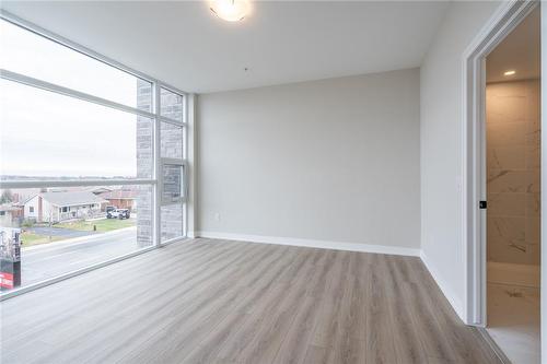 120 Springvalley Crescent|Unit #302, Hamilton, ON - Indoor Photo Showing Other Room