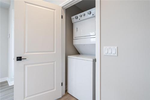 120 Springvalley Crescent|Unit #302, Hamilton, ON - Indoor Photo Showing Laundry Room