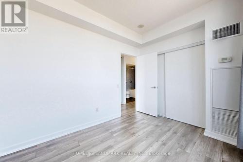 2301 - 121 Mcmahon Drive, Toronto (Bayview Village), ON - Indoor Photo Showing Other Room