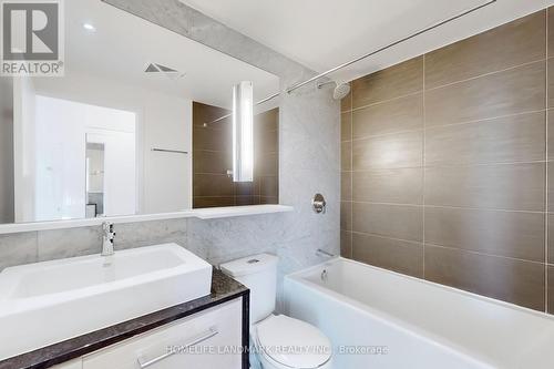 2301 - 121 Mcmahon Drive, Toronto (Bayview Village), ON - Indoor Photo Showing Bathroom