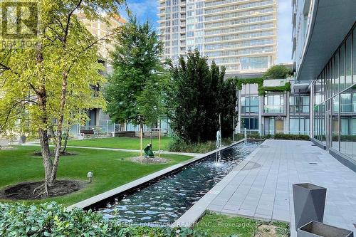 2301 - 121 Mcmahon Drive, Toronto (Bayview Village), ON - Outdoor