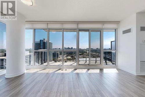 2301 - 121 Mcmahon Drive, Toronto (Bayview Village), ON - Indoor Photo Showing Living Room