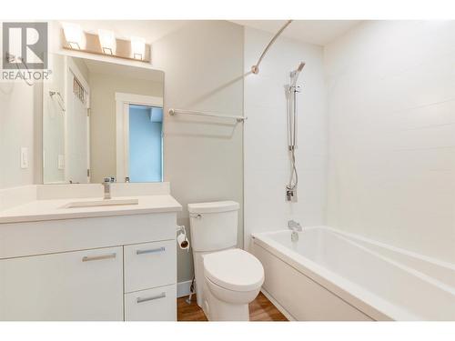 1883 Water Street Unit# 209, Kelowna, BC - Indoor Photo Showing Bathroom