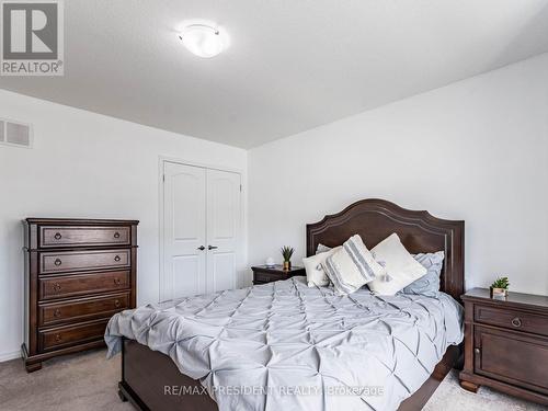 161 Munro Circle E, Brantford, ON - Indoor Photo Showing Bedroom