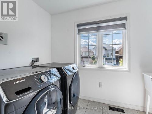 161 Munro Circle E, Brantford, ON - Indoor Photo Showing Laundry Room