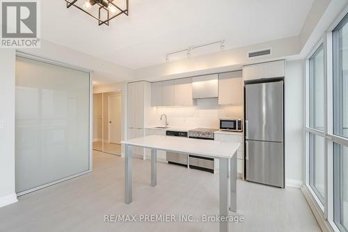 2402 - 30 Gibbs Road, Toronto (Islington-City Centre West), ON - Indoor Photo Showing Kitchen