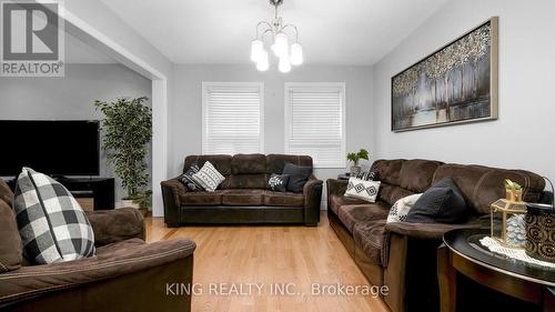 81 Turquoise Crescent, Brampton (Bram East), ON - Indoor Photo Showing Living Room