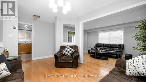 81 Turquoise Crescent, Brampton (Bram East), ON - Indoor Photo Showing Living Room