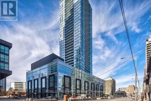 404 - 5180 Yonge Street, Toronto (Willowdale West), ON - Outdoor With Facade