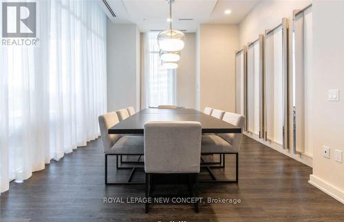 404 - 5180 Yonge Street, Toronto (Willowdale West), ON - Indoor Photo Showing Dining Room