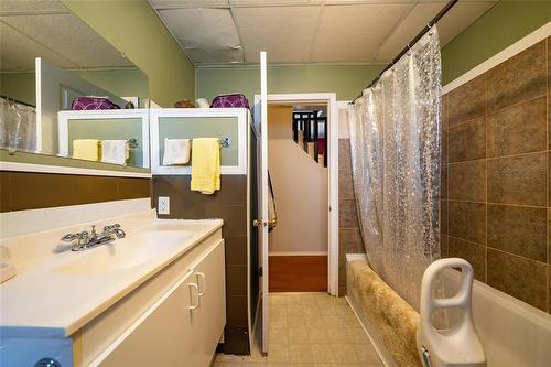 46 Letain Street, Miami, MB - Indoor Photo Showing Bathroom