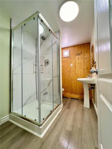 1052 Deta Road|Unit #5, Mississauga, ON - Indoor Photo Showing Bathroom