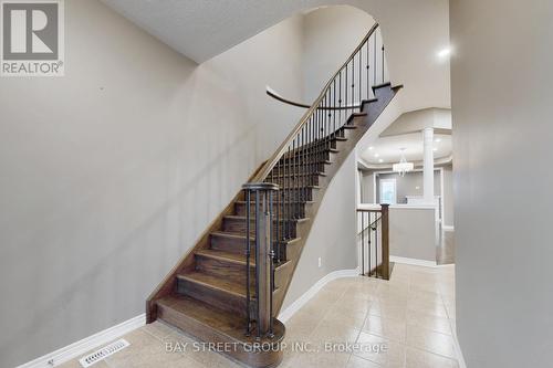 62 Whittington Drive, Hamilton, ON - Indoor Photo Showing Other Room