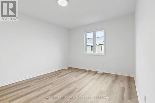 1696 Dance Court, Milton (Bowes), ON - Indoor Photo Showing Other Room