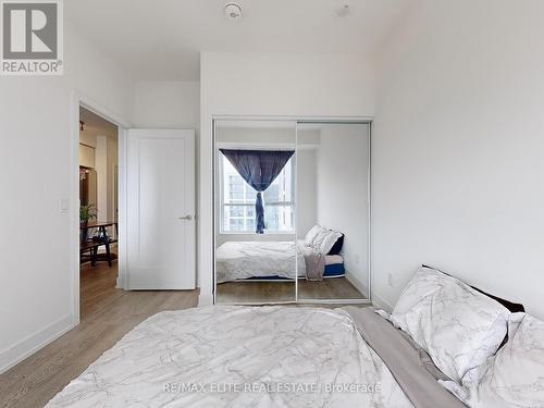 3532 - 5 Mabelle Avenue, Toronto (Islington-City Centre West), ON - Indoor Photo Showing Bedroom