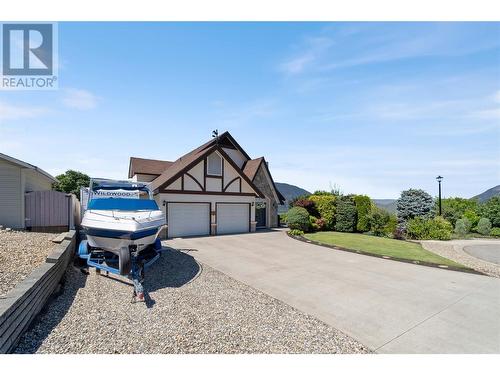 421 21 Street Se, Salmon Arm, BC - Outdoor