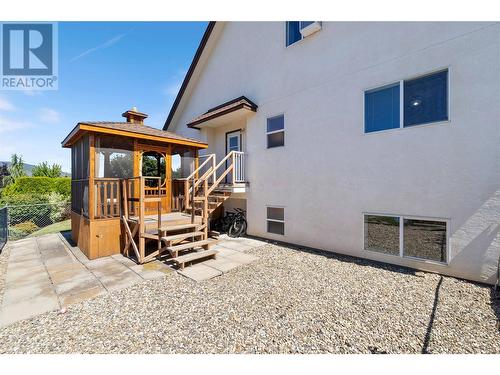 421 21 Street Se, Salmon Arm, BC - Outdoor With Exterior