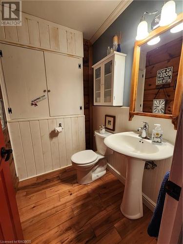 9 Hope Drive, Miller Lake, ON - Indoor Photo Showing Bathroom