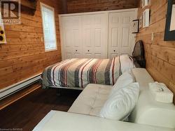 Inside Bunkie 1 - 