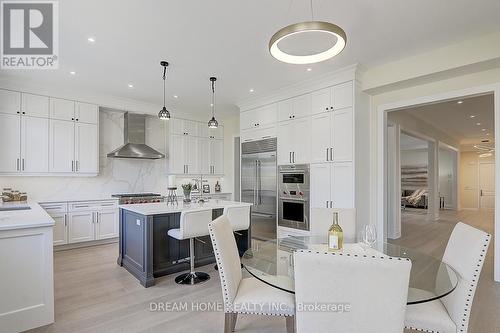 459 Via Romano Boulevard E, Vaughan (Patterson), ON - Indoor Photo Showing Kitchen With Upgraded Kitchen