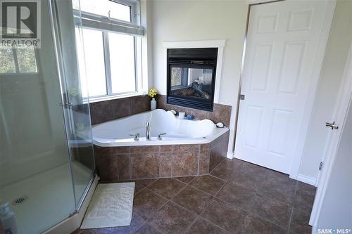 Victor Rd & Clarence Ave Acreage, Corman Park Rm No. 344, SK - Indoor Photo Showing Bathroom