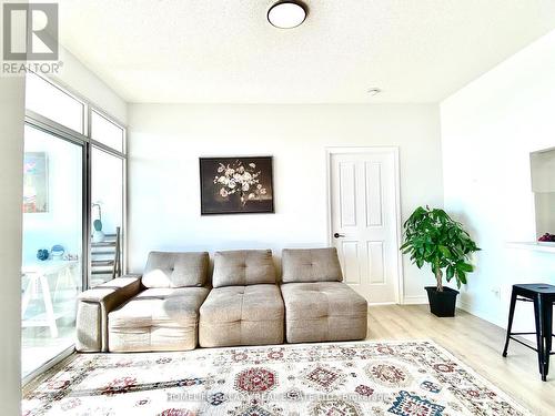 Ph39 - 68 Corporate Drive, Toronto (Woburn), ON - Indoor Photo Showing Living Room