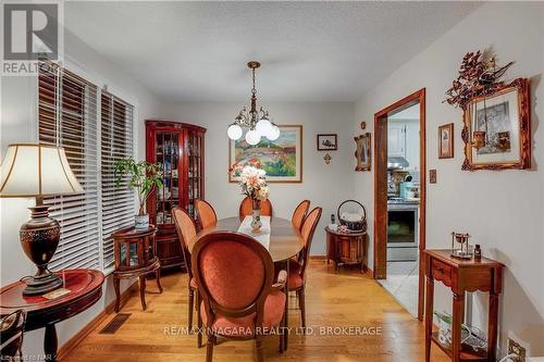 6216 Eldorado Avenue, Niagara Falls, ON - Indoor Photo Showing Dining Room