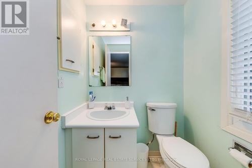 104 Cutters Crescent, Brampton (Fletcher'S West), ON - Indoor Photo Showing Bathroom