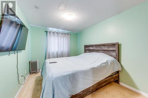 104 Cutters Crescent, Brampton (Fletcher'S West), ON - Indoor Photo Showing Bedroom