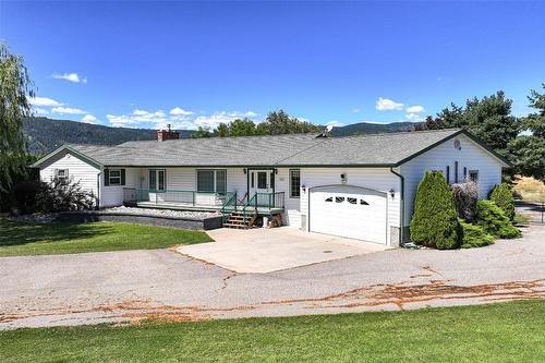 1176 Thomas-Hayes Road, Spallumcheen, BC - Outdoor With Deck Patio Veranda